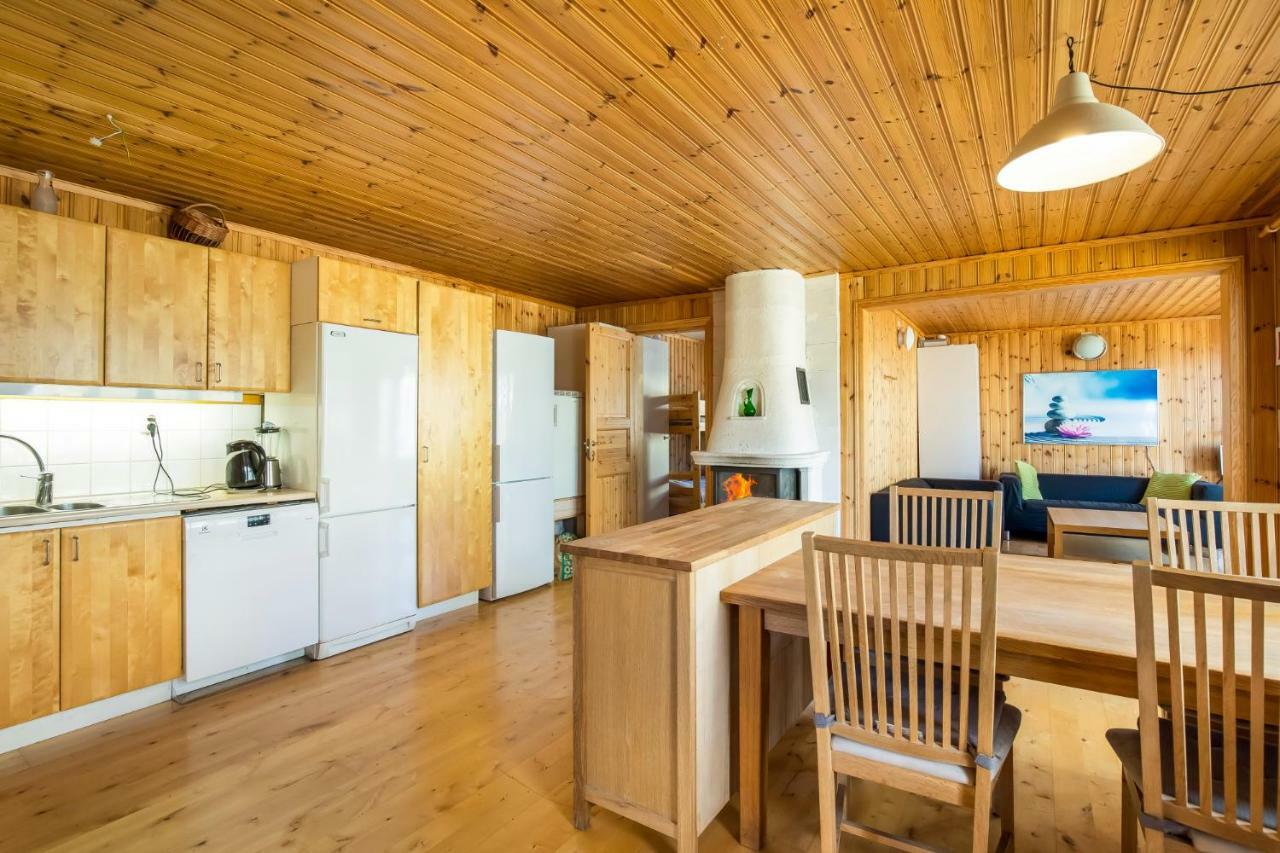 Вилла Holiday Lakefront House Bjorkoby Экстерьер фото