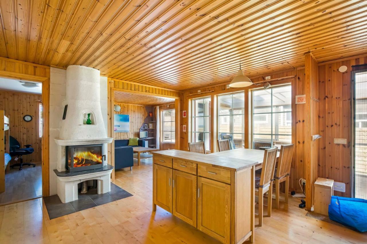 Вилла Holiday Lakefront House Bjorkoby Экстерьер фото